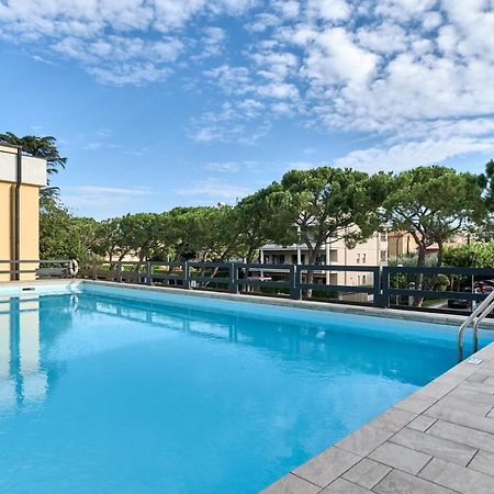 Lydie Apt. Exclusive Holigarda Desenzano del Garda Buitenkant foto