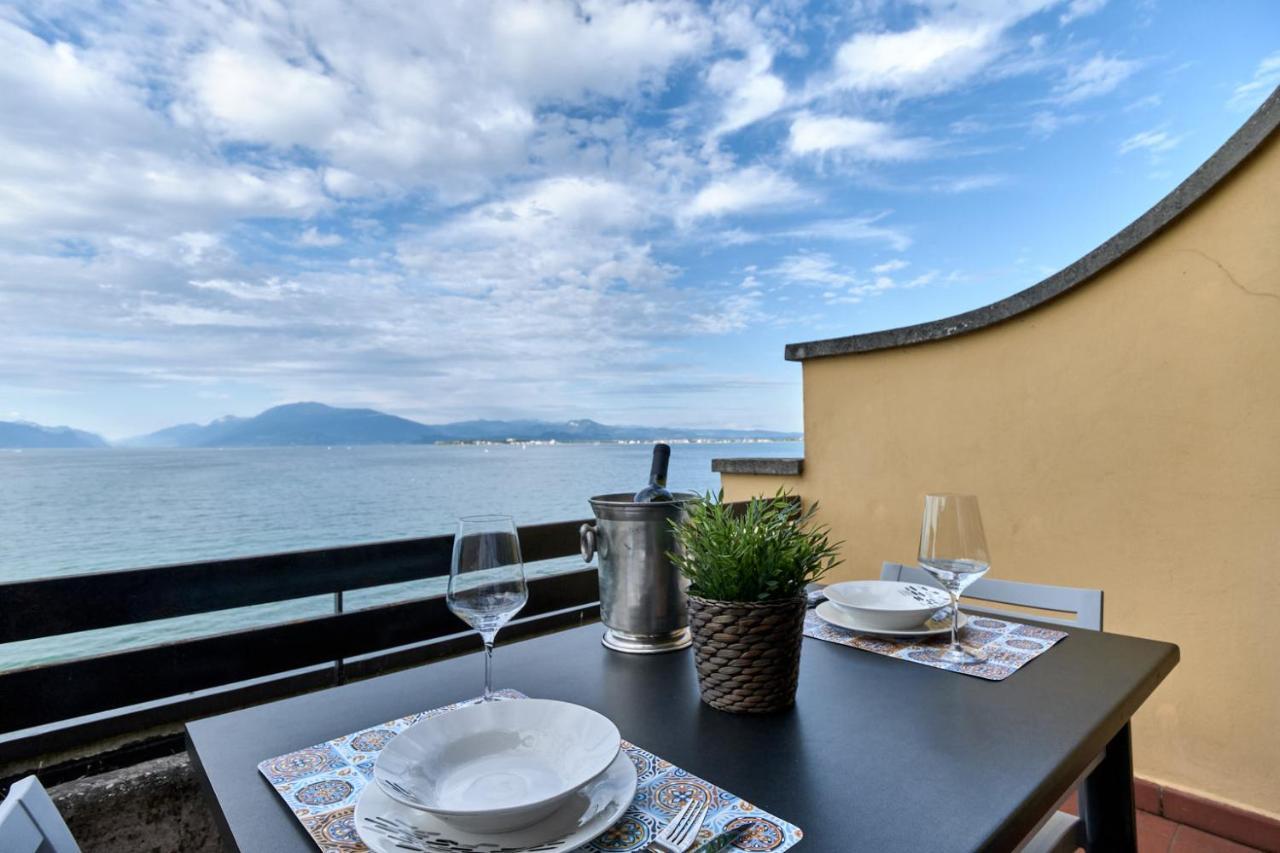 Lydie Apt. Exclusive Holigarda Desenzano del Garda Buitenkant foto